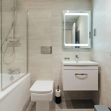 شقة Modern Retreat: 2 Bedroom 2 Bathroom Flat