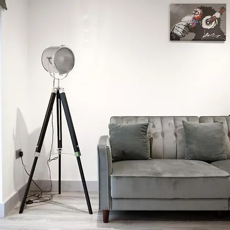 شقة Modern Retreat: 2 Bedroom 2 Bathroom Flat *